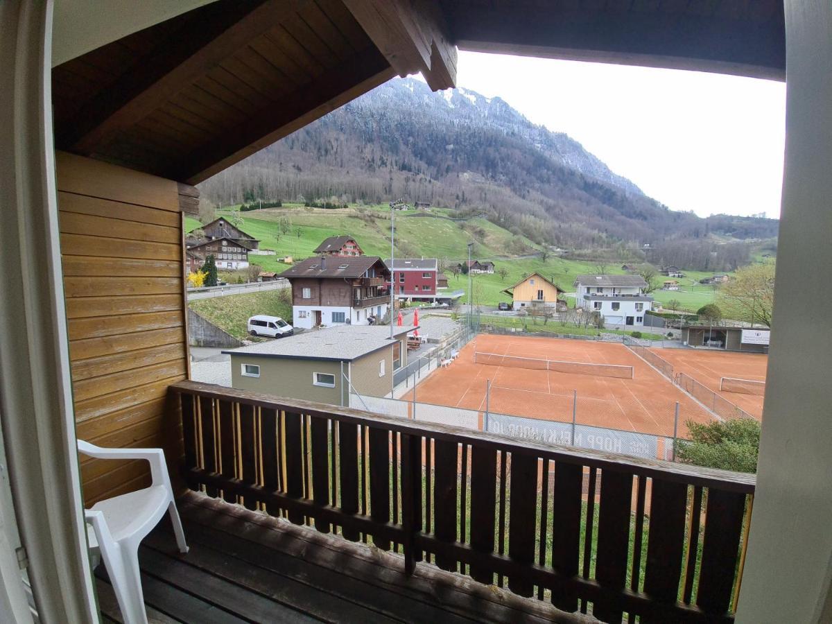 Hotel Krone - Giswil Екстер'єр фото