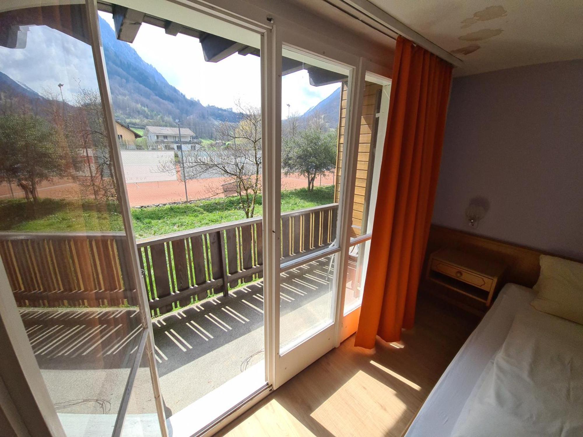 Hotel Krone - Giswil Екстер'єр фото